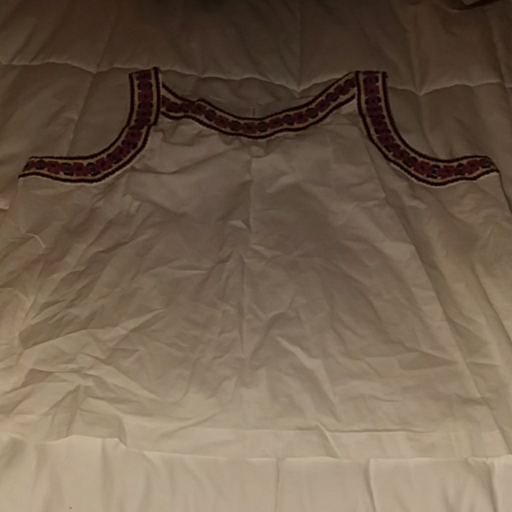 Old navy shirt